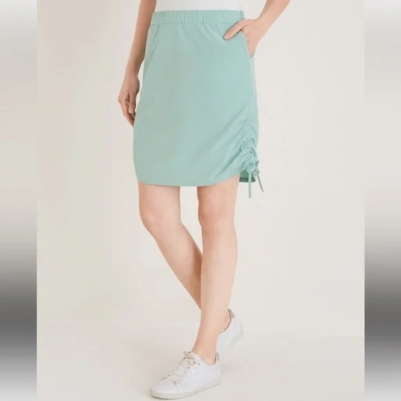 NWT Chico’s Zenergy ruched light green skirt, size 14 - Picture 1 of 6